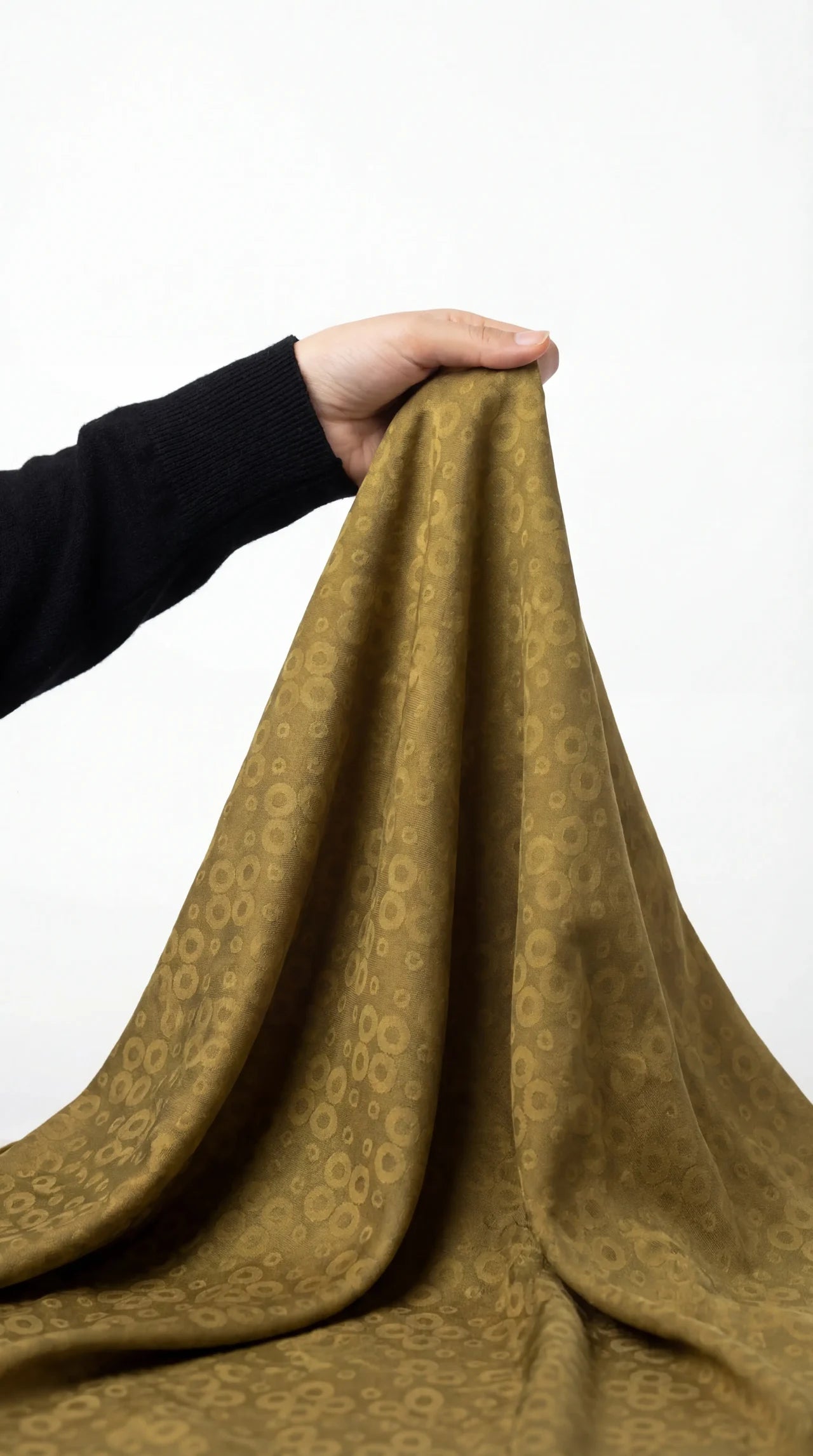 Jacquard Hijab Golden Caramel Bubble Design