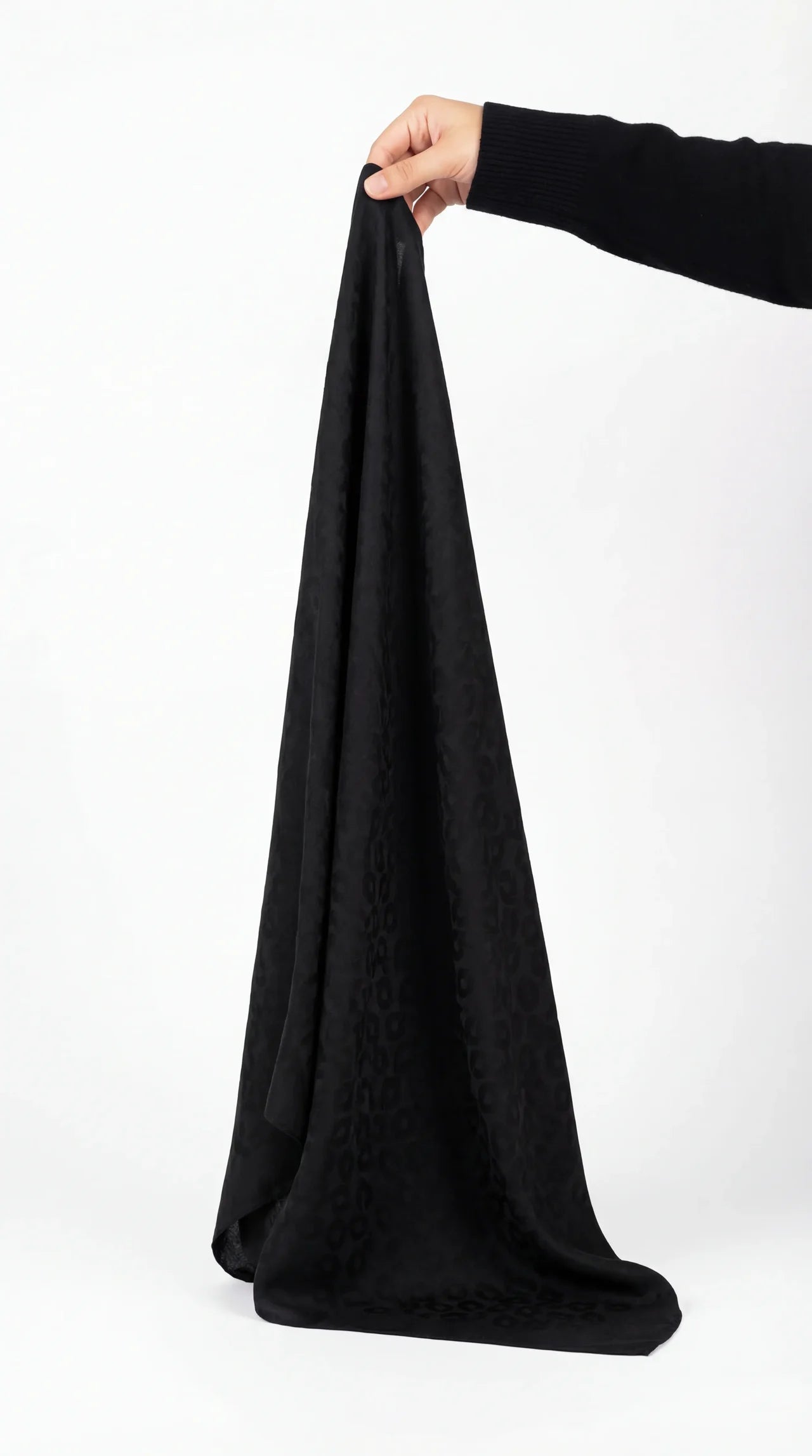 Jacquard Hijab Deep Black Linn Design